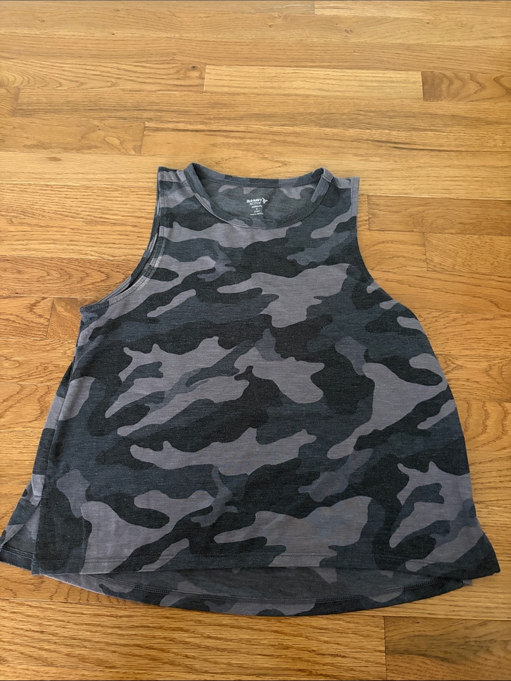 Old Navy Black and Gray Camo Tank Top